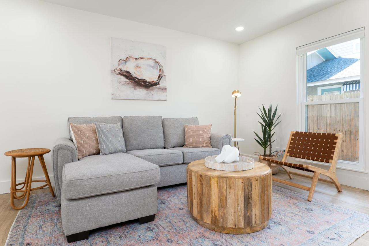 Be A Nomad 2 Bedroom Close To The Beach Jacksonville Beach Bagian luar foto