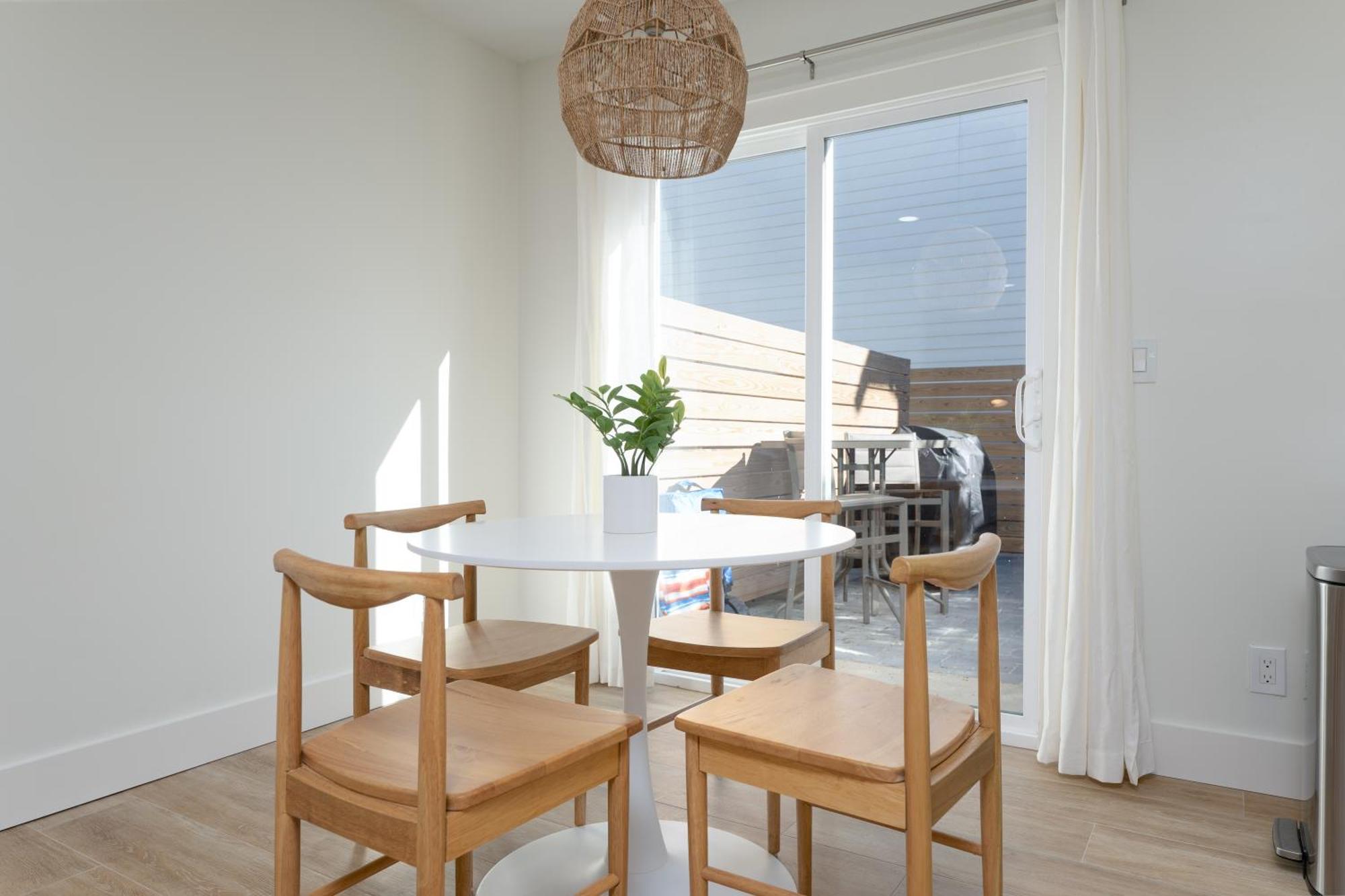 Be A Nomad 2 Bedroom Close To The Beach Jacksonville Beach Bagian luar foto